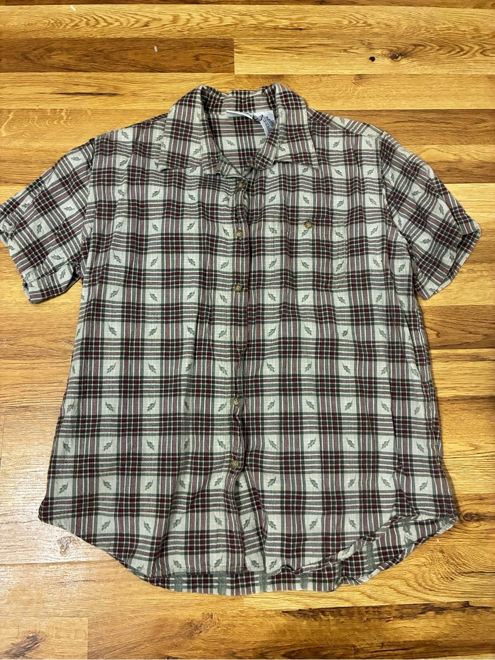 Bobbie Brooks Short-Sleeve Plaid Button-Down in Beige and Burgundy